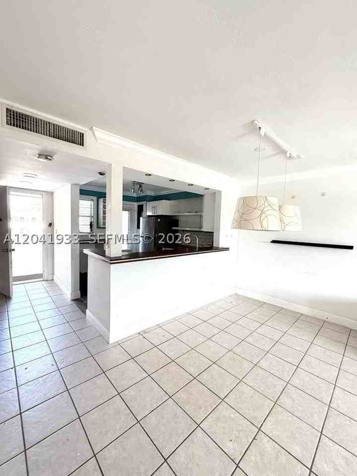 1530 Ne 191st St #340 - Photo 3 of 14
