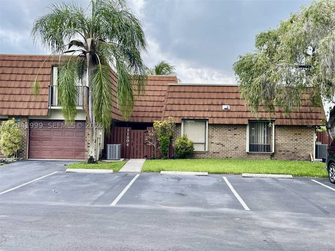 11894 Sw 12th Pl #11894