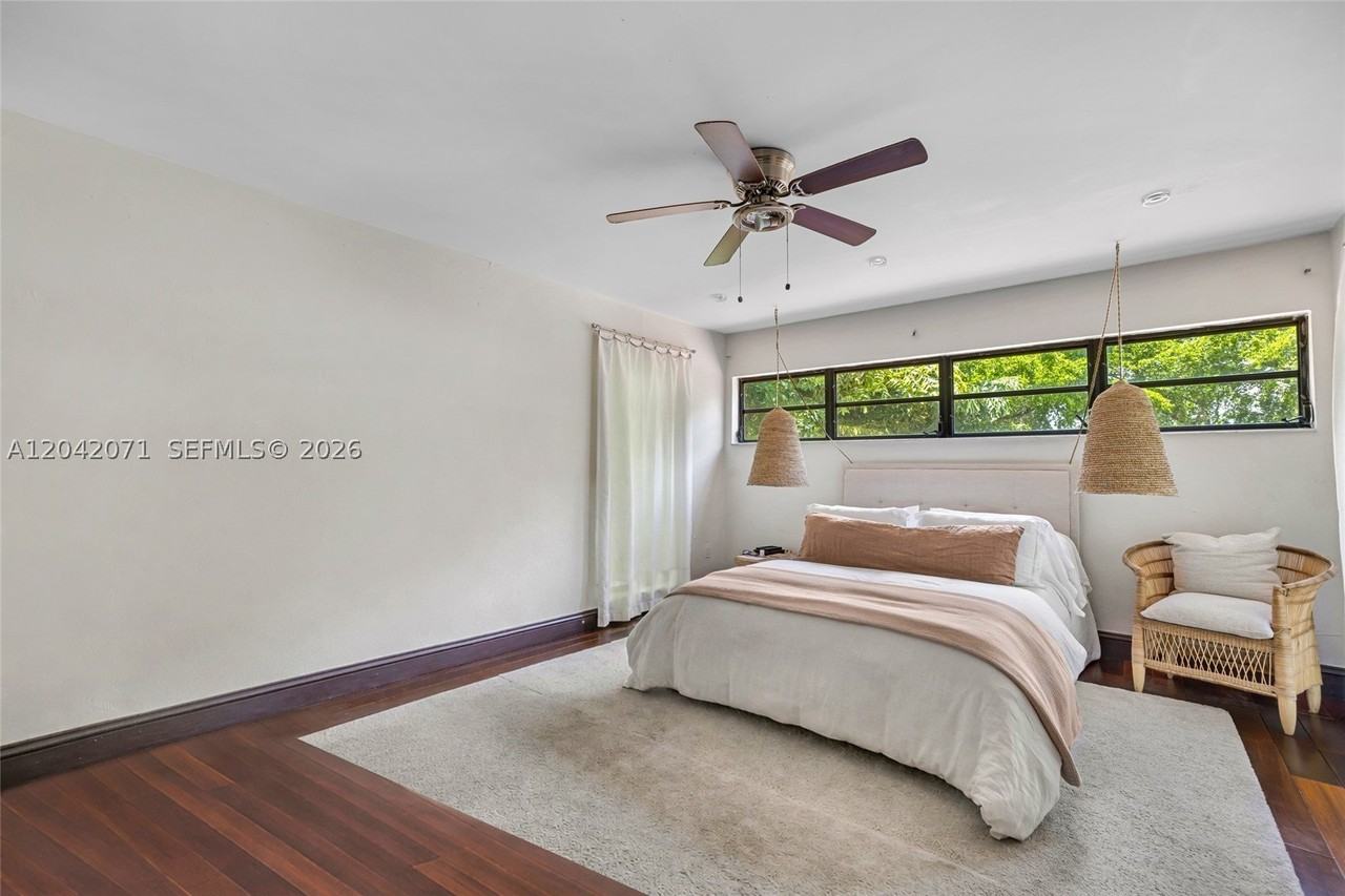 920 Aguero Ave #0 - Photo 2 of 24