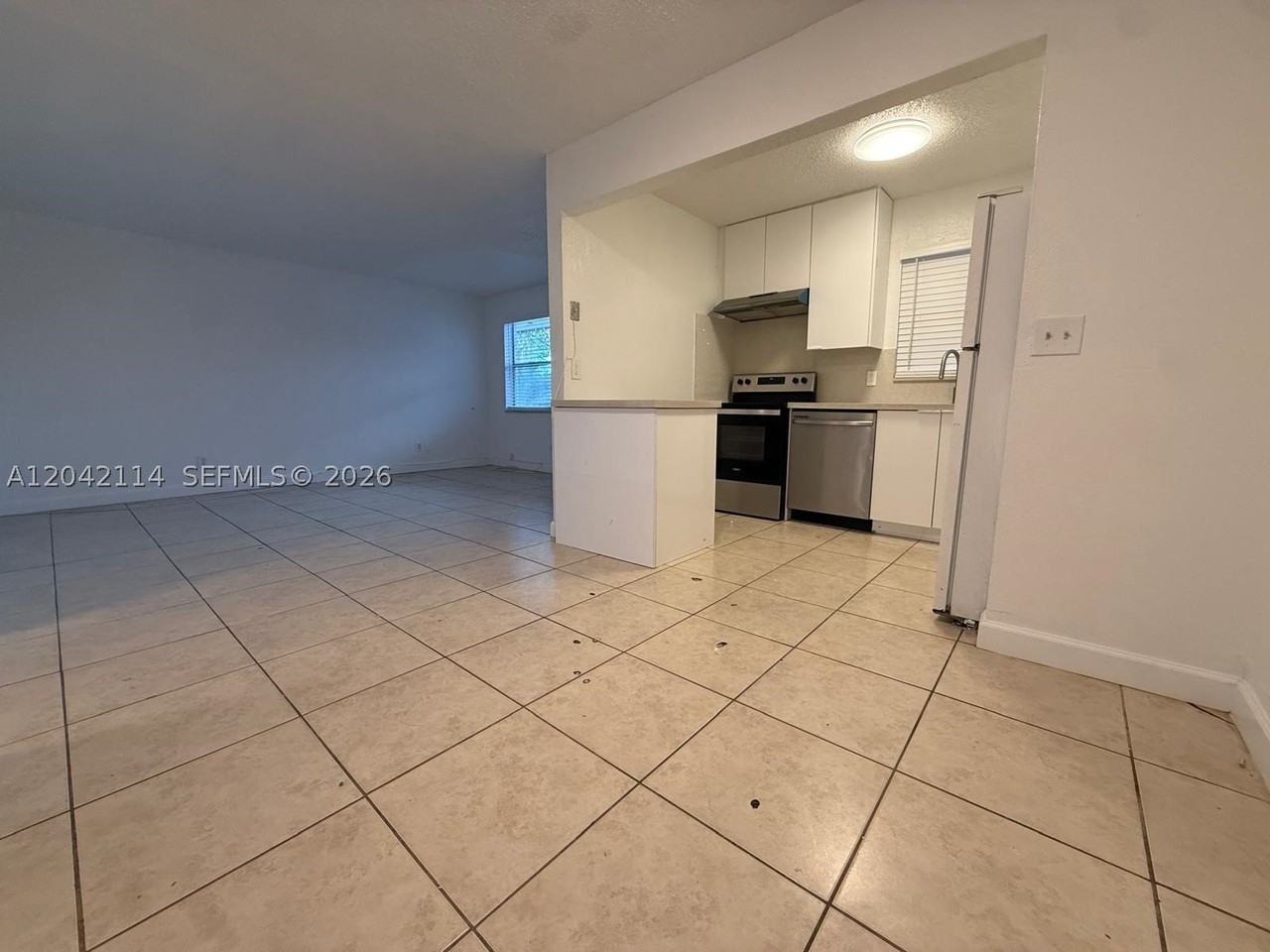 400 Nw 65th Ave #202 - Photo 2 of 16