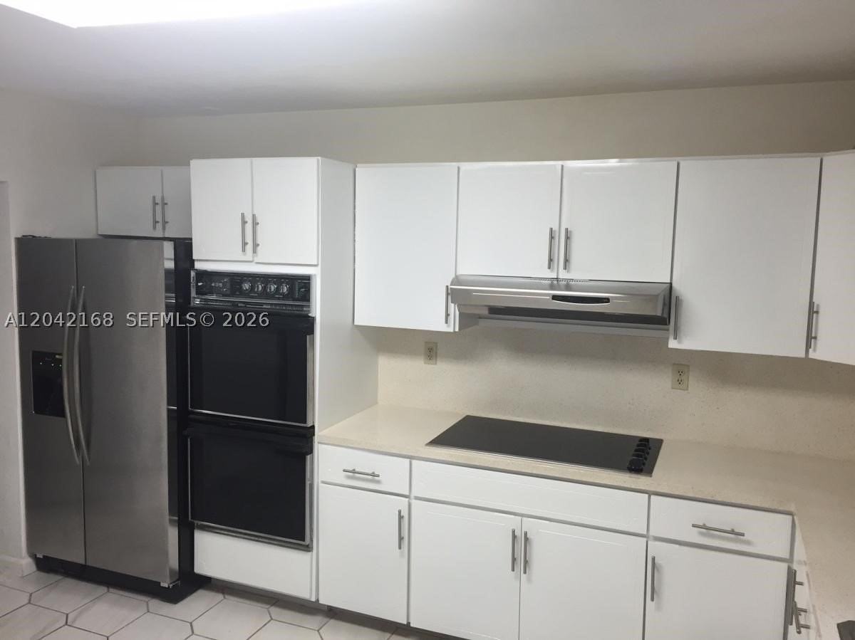 1617 Ne 177th St - Photo 5 of 6