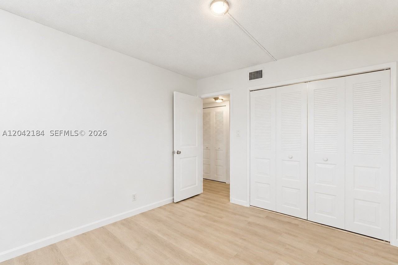 7605 Nw 5th Pl #103 - Photo 6 of 9