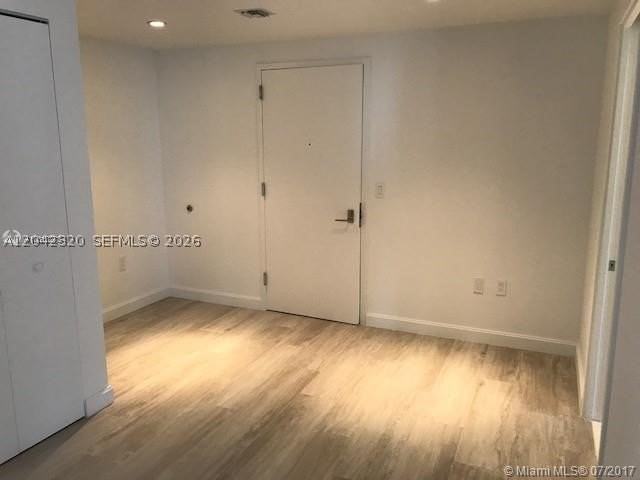55 Sw 9th St #2103