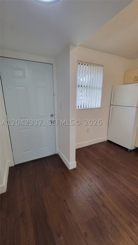 9877 Nob Hill Ln #9877 - Photo 7 of 40