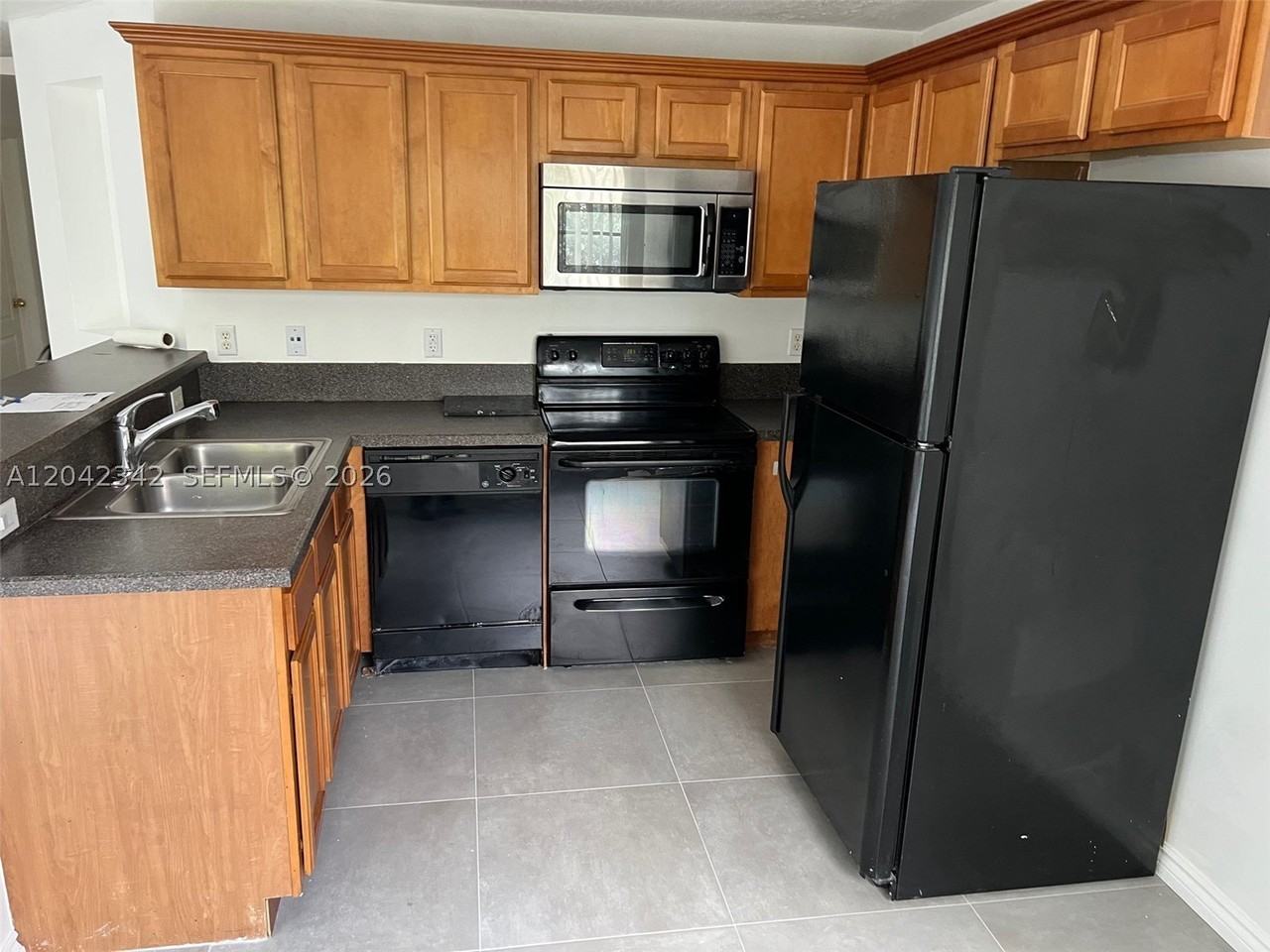 11627 Nw 23rd Ct #11627 - Photo 5 of 30