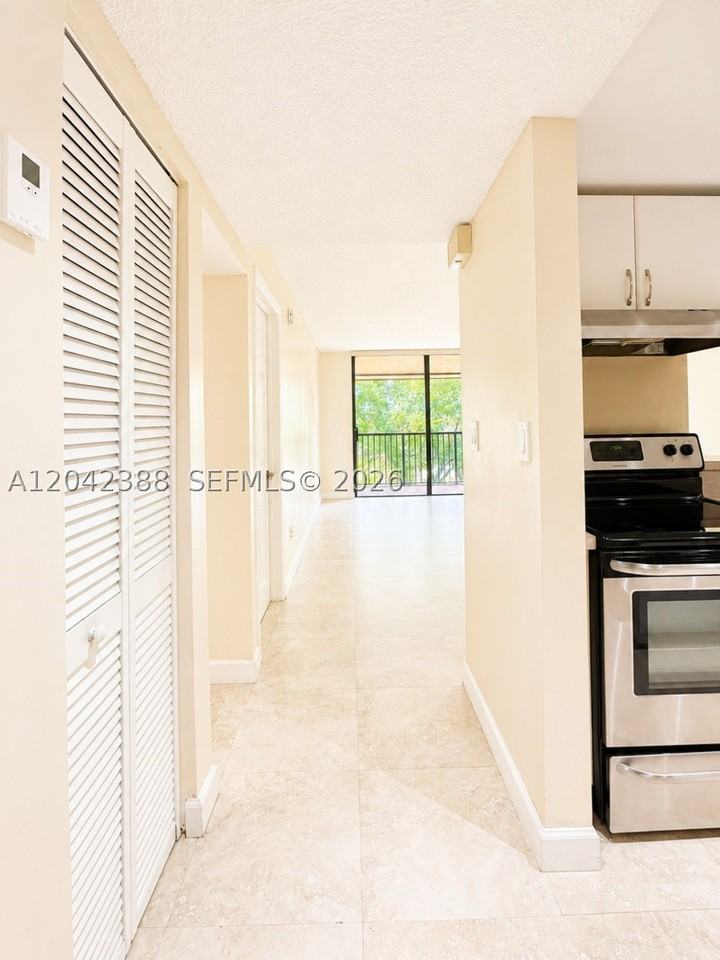 14421 N Kendall Dr #000 - Photo 2 of 21