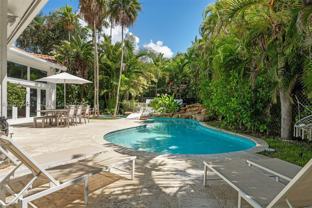 7924 Sw 50th Ct - Photo 1 of 1