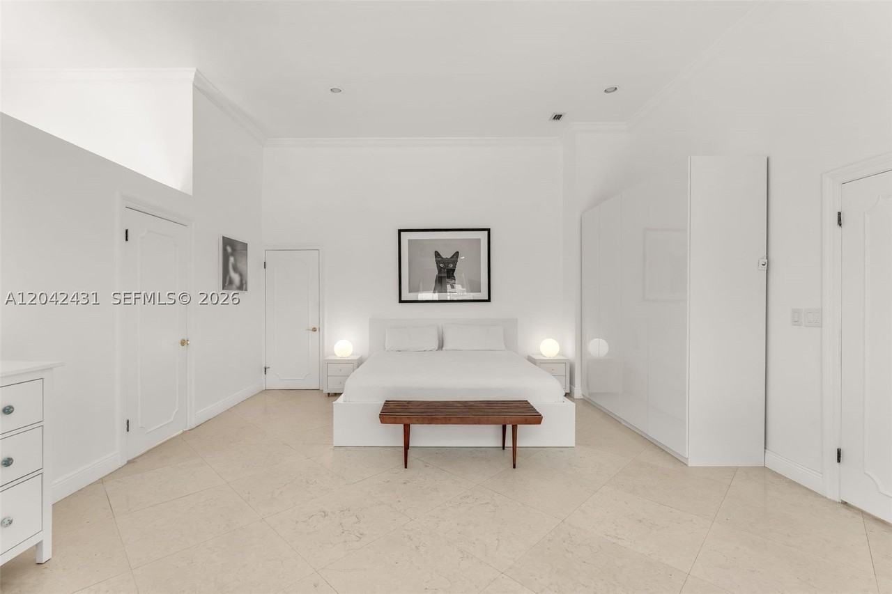 7924 Sw 50th Ct - Photo 7 of 27