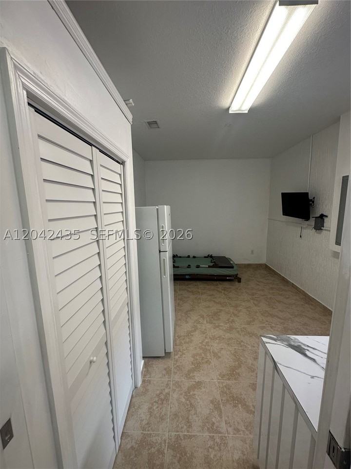 13413 Sw 281st Ter #13413B - Photo 3 of 5