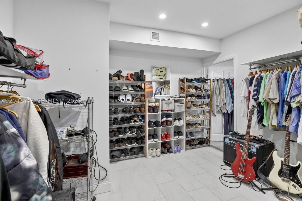 14401 Sw 23rd St - Photo 6 of 25