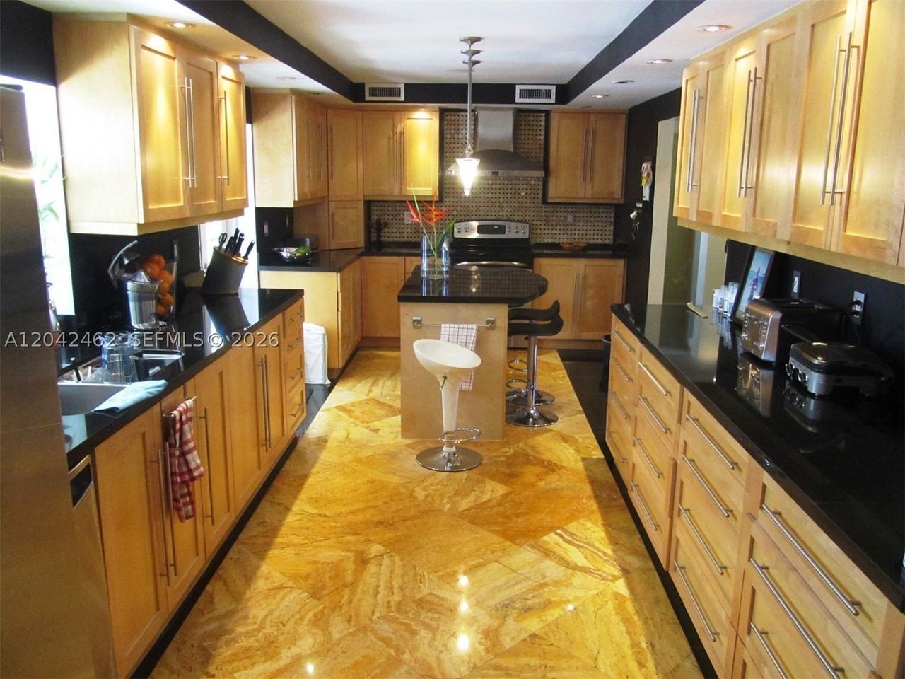 7240 Sw 119th St - Photo 6 of 38