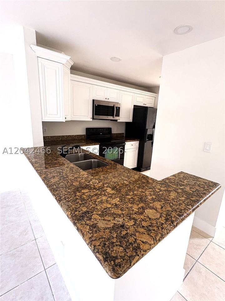 3743 Nw 122nd Ter - Photo 6 of 29