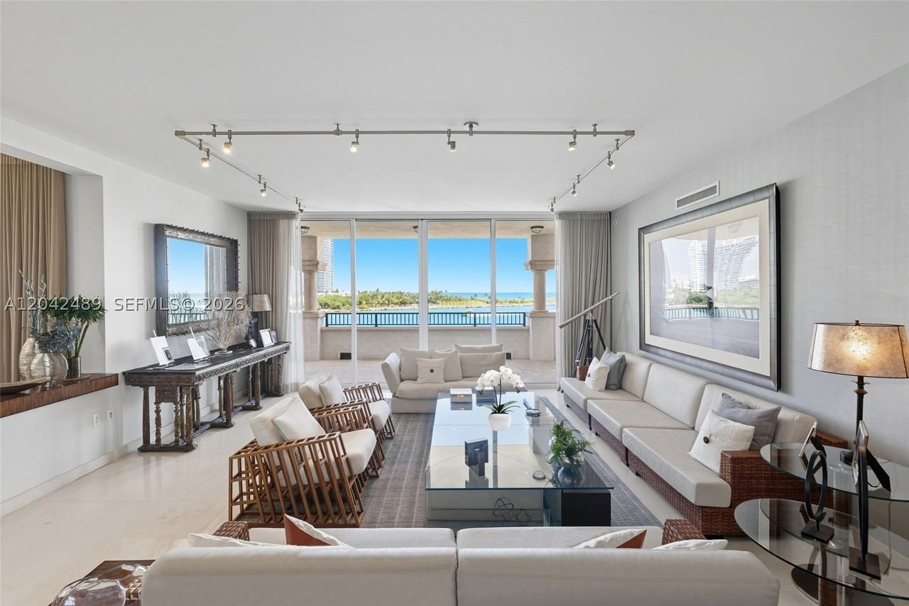 7141 Fisher Island Dr #7141 - Photo 3 of 50