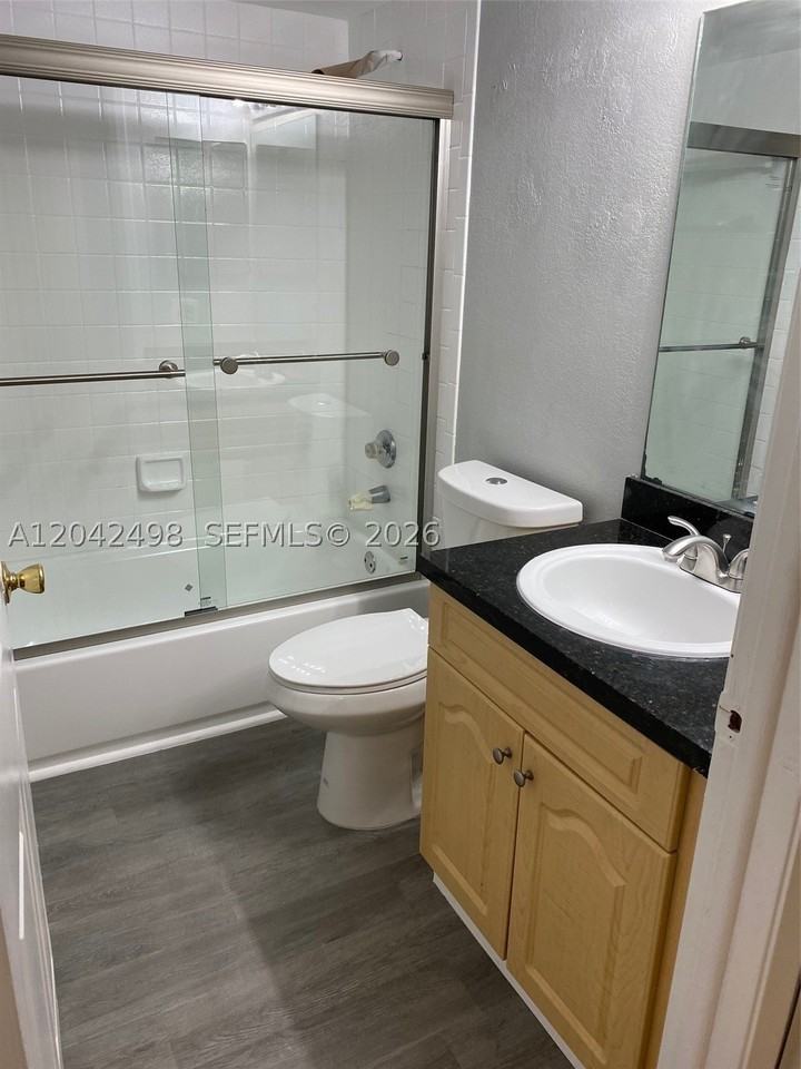 9981 Nob Hill Ct #9981 - Photo 6 of 14