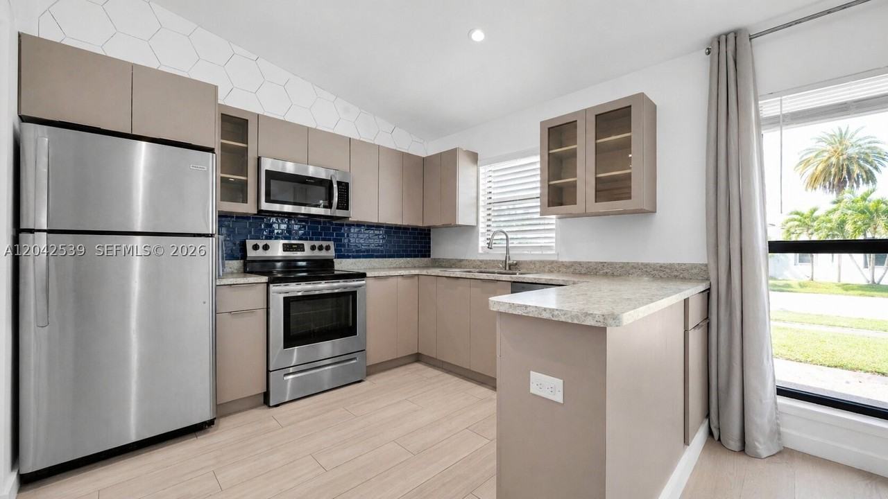 1704 Rodman St #1 - Photo 2 of 21