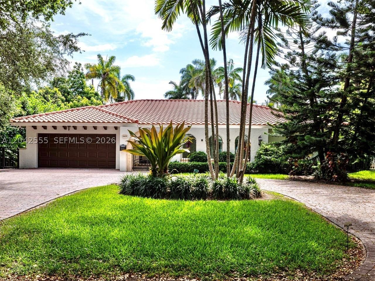4409 Monserrate St - Photo 3 of 15