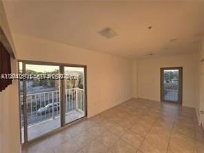 2389 Nw 26th St #2B - Photo 2 of 10