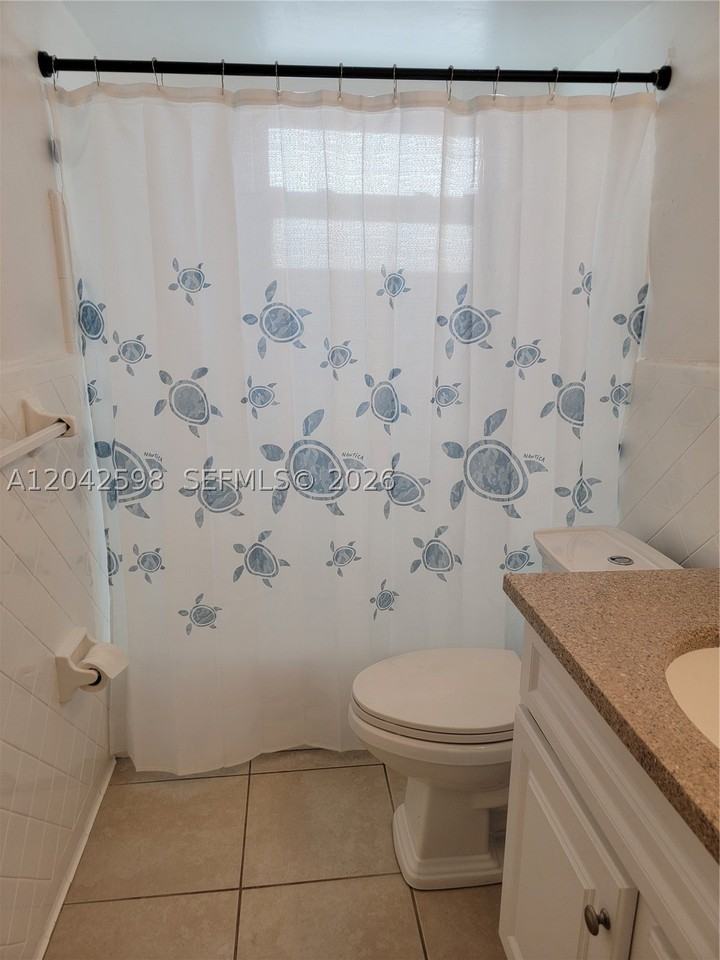 835 Lenox Ave #102 - Photo 3 of 9