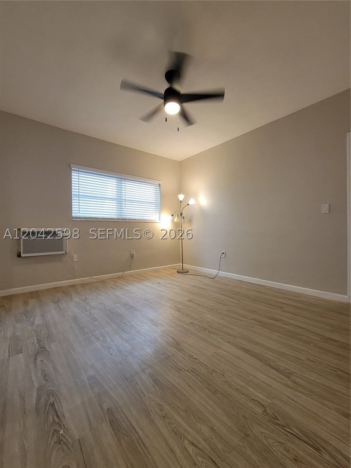 835 Lenox Ave #102 - Photo 5 of 9