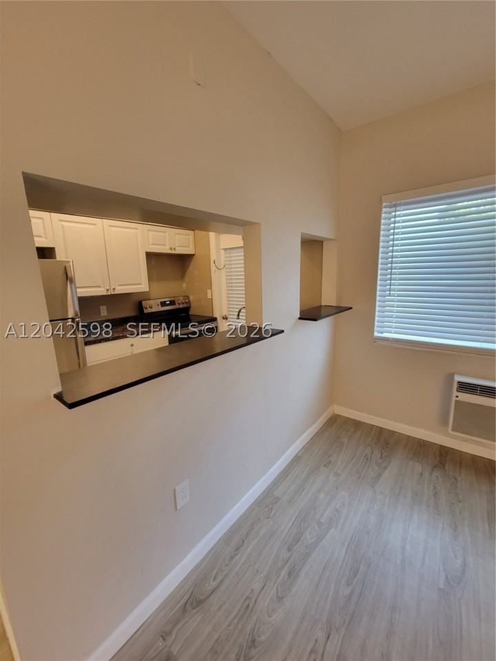 835 Lenox Ave #102 - Photo 7 of 9