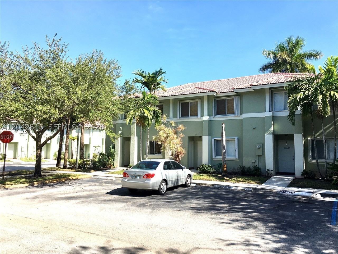 183 Hidden Court Rd #F33