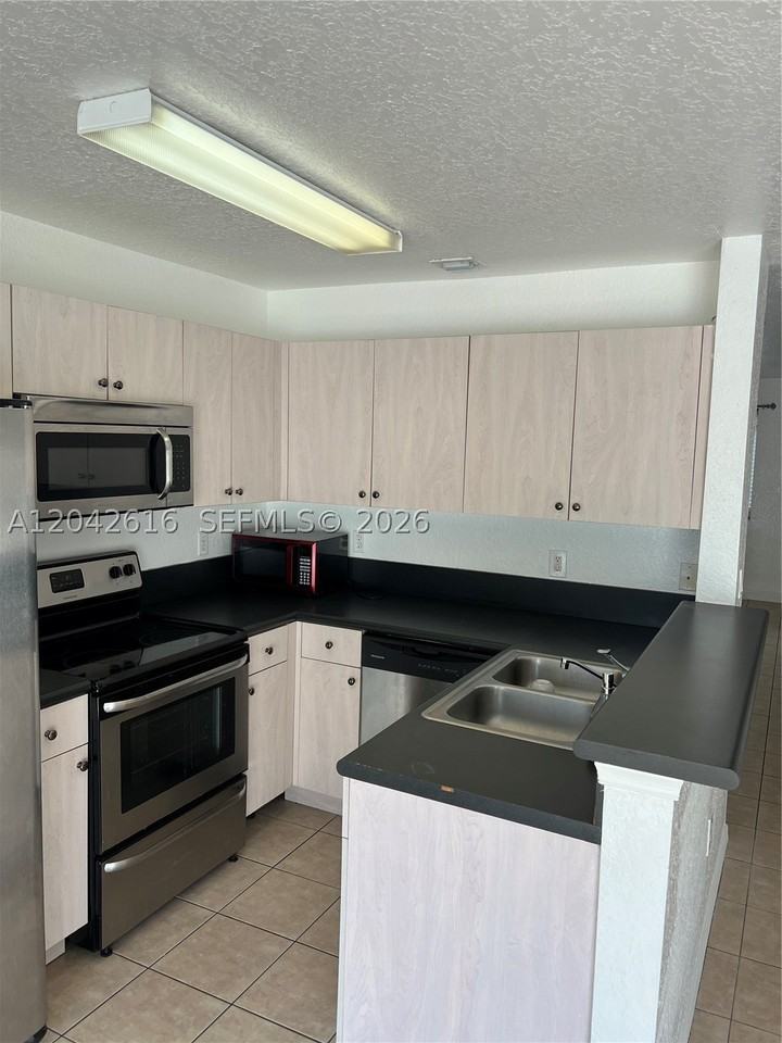 183 Hidden Court Rd #F33 - Photo 5 of 37