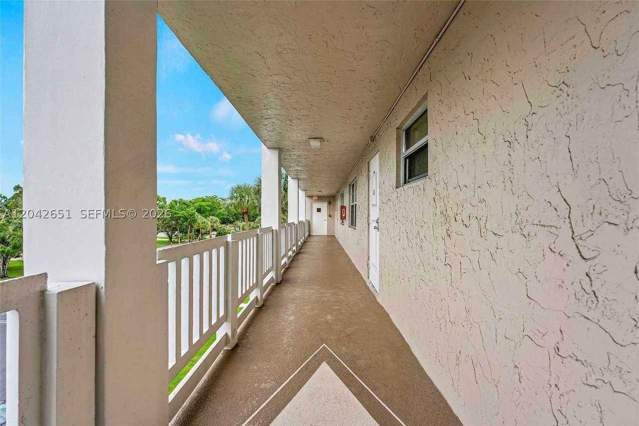 1200 Nw 87th Ave #410 - Photo 3 of 28