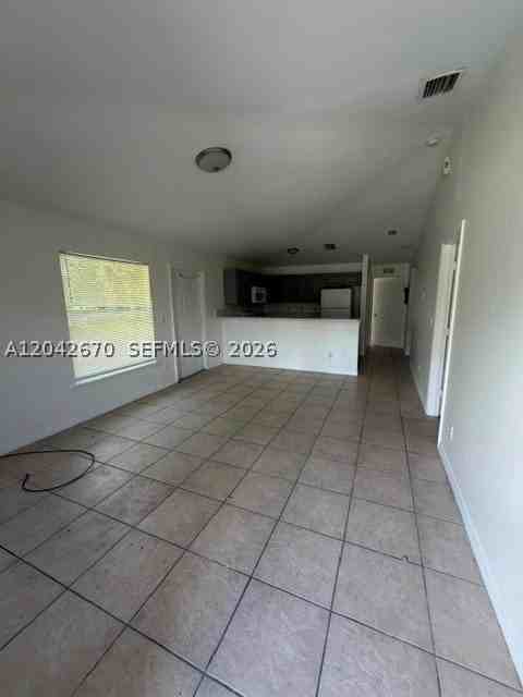 625 Meadow Rd #625 - Photo 3 of 4