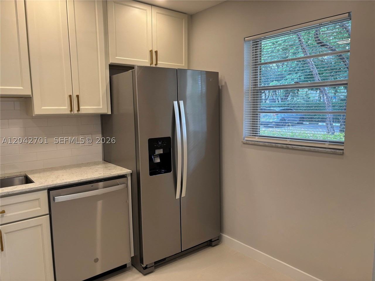 300 Berkley Rd #103 - Photo 7 of 31
