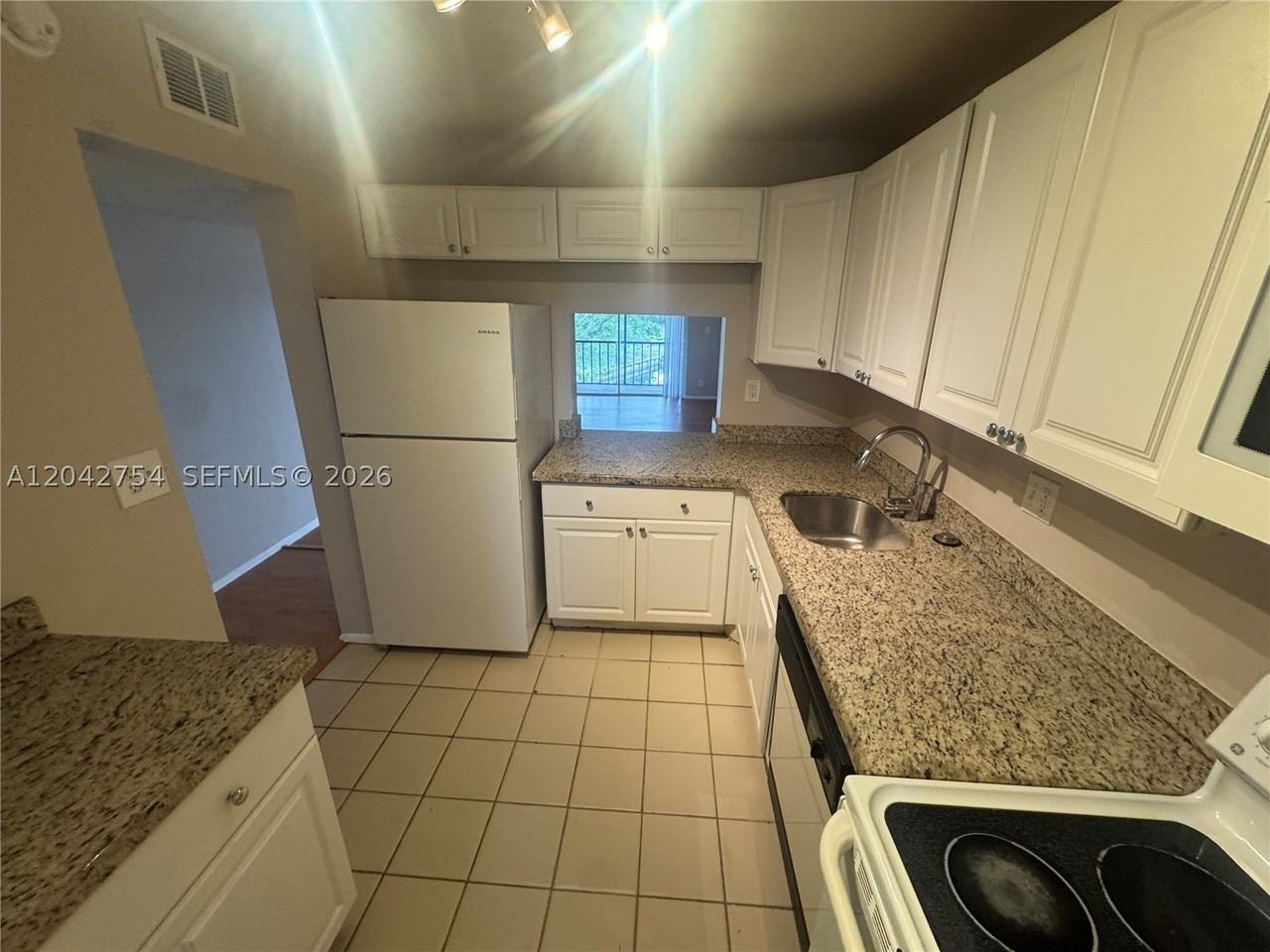 7910 Colony Cir N #304 - Photo 6 of 25