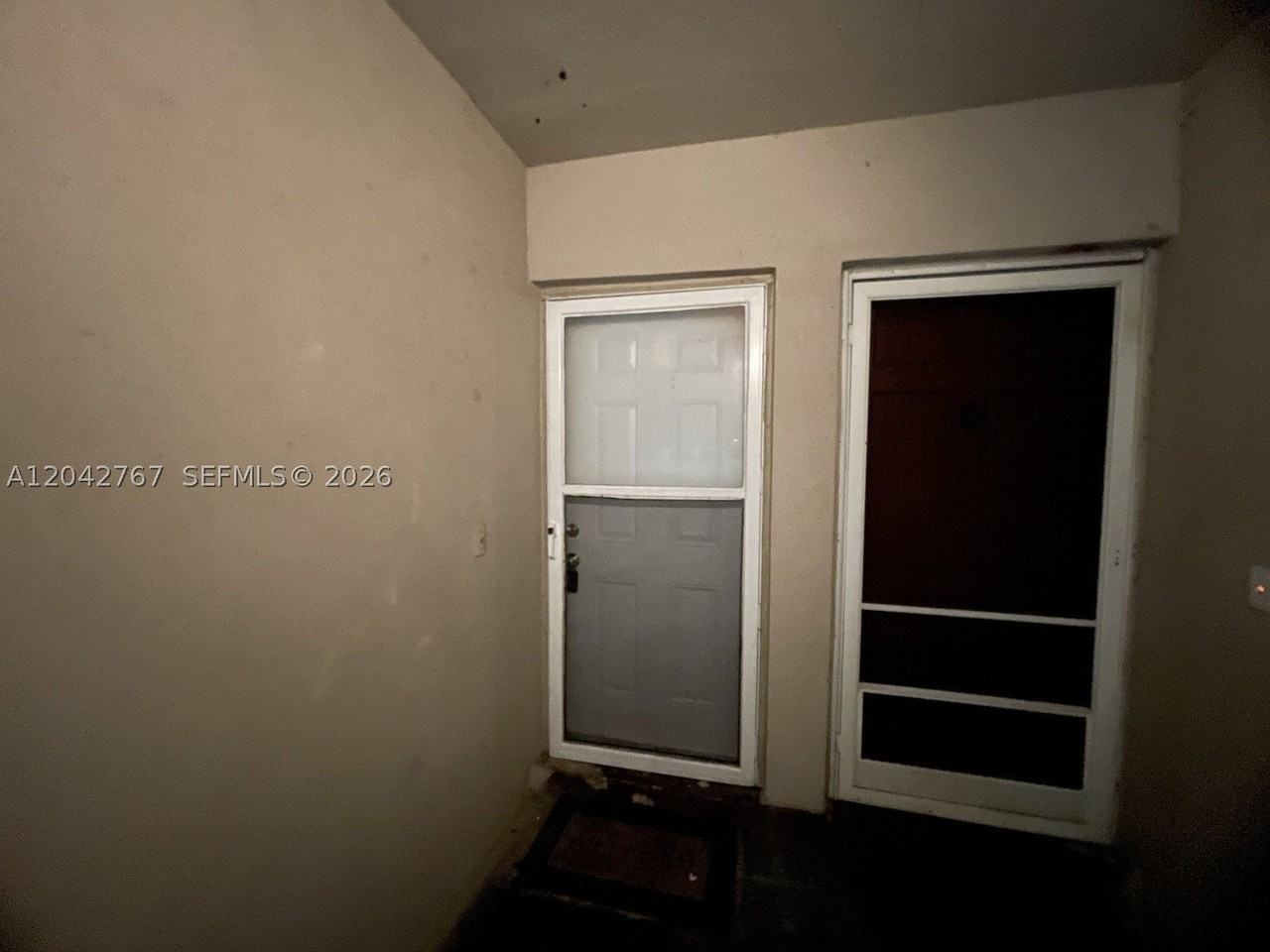 20490 Nw 7th Ave #5 - Photo 4 of 17