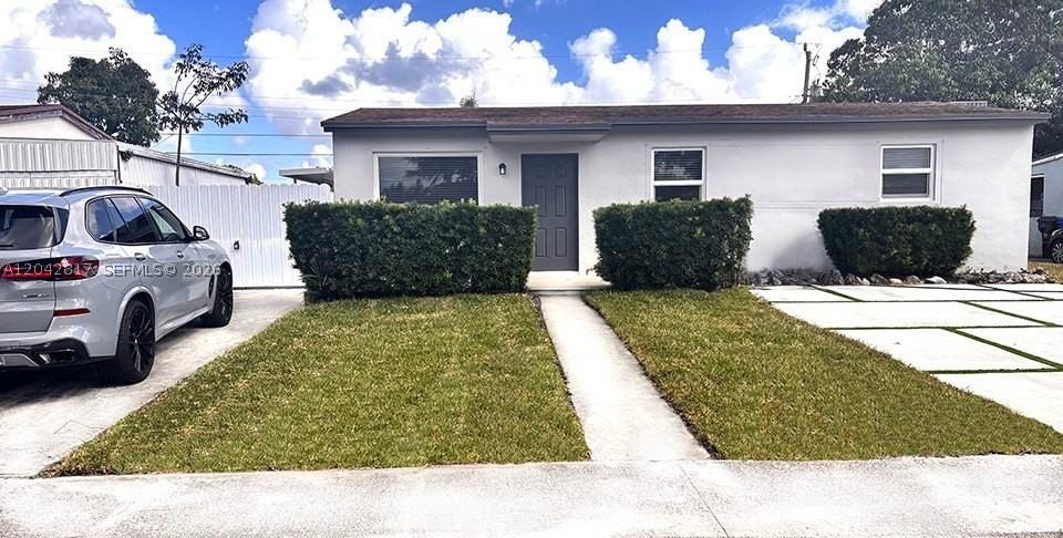 721 N 68th Ter - Photo 3 of 16
