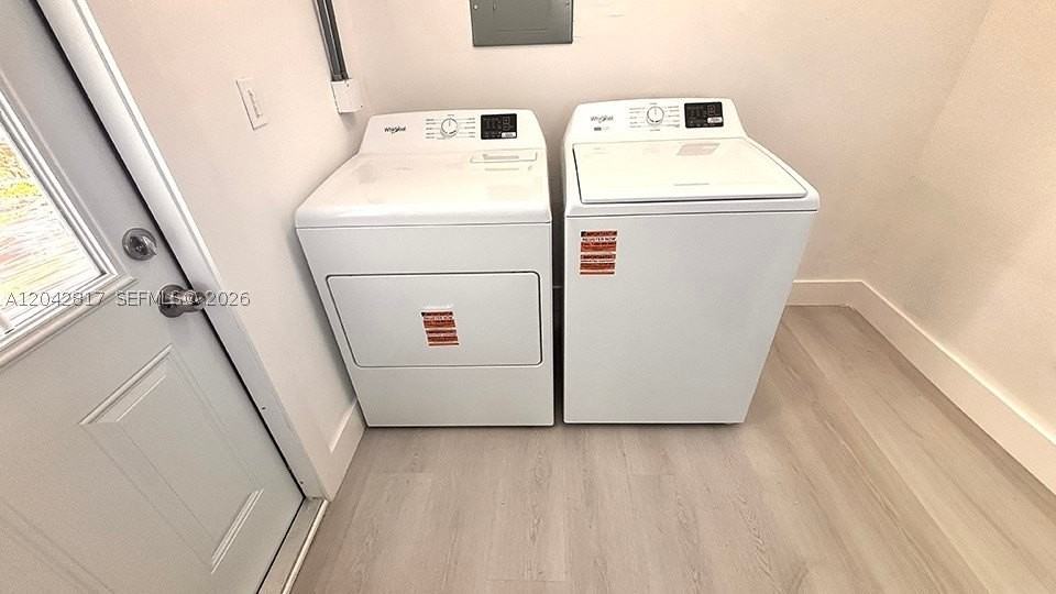 721 N 68th Ter - Photo 6 of 16