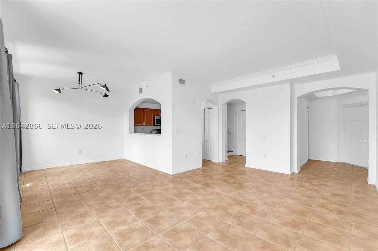 8858 W Flagler St #210 - Photo 5 of 22