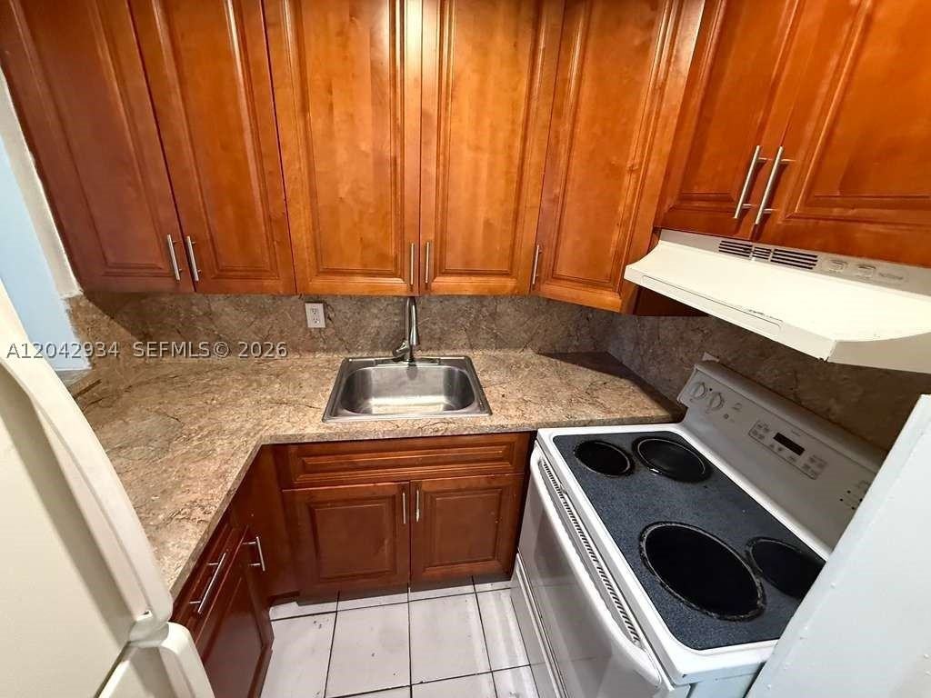 4370 Nw 11th St #214 - Photo 3 of 14
