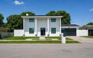 featured image of 17790 Sw 110th Ct