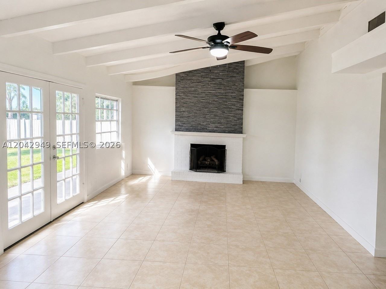 401 Nw 198th St - Photo 2 of 13