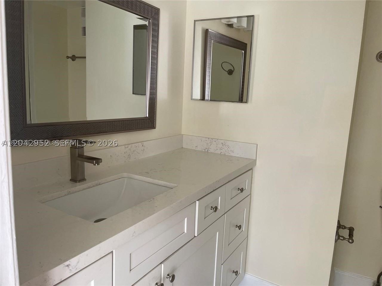 9401 Evergreen Pl #103 - Photo 3 of 28