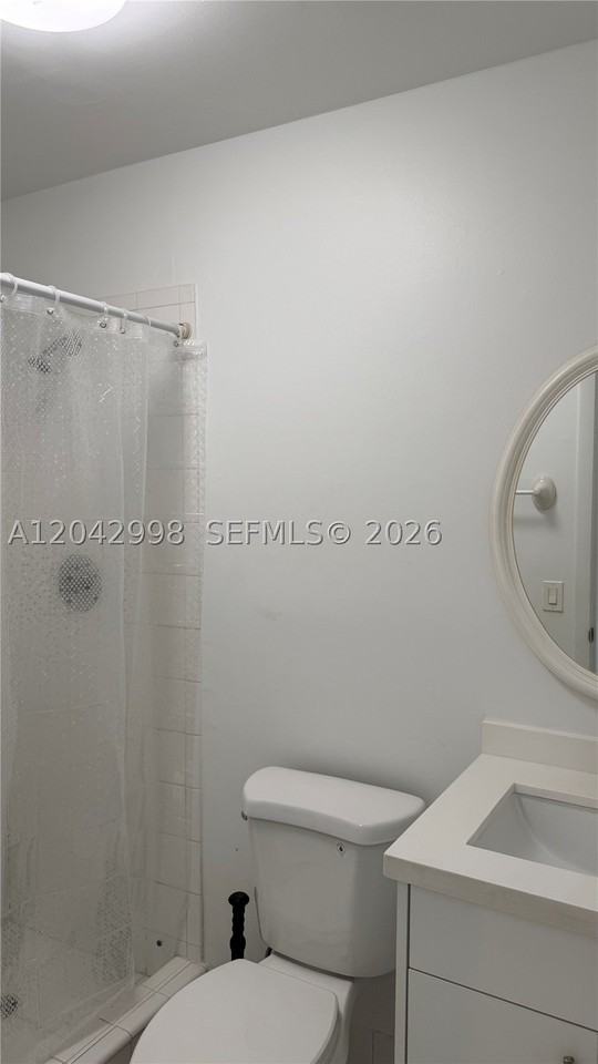 612 Nw 43rd Ct #0 - Photo 4 of 14