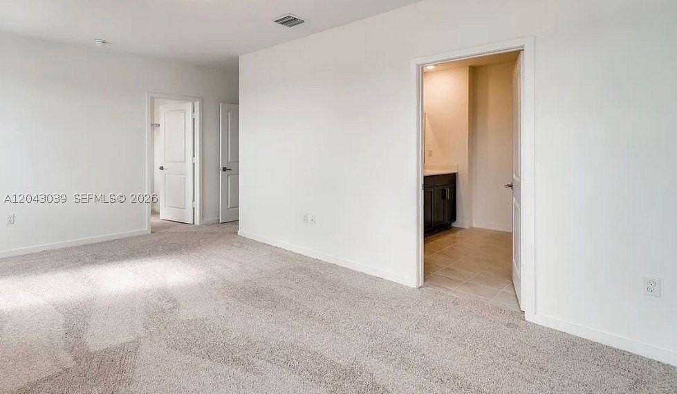 421 Ne 6th Ct - Photo 6 of 14