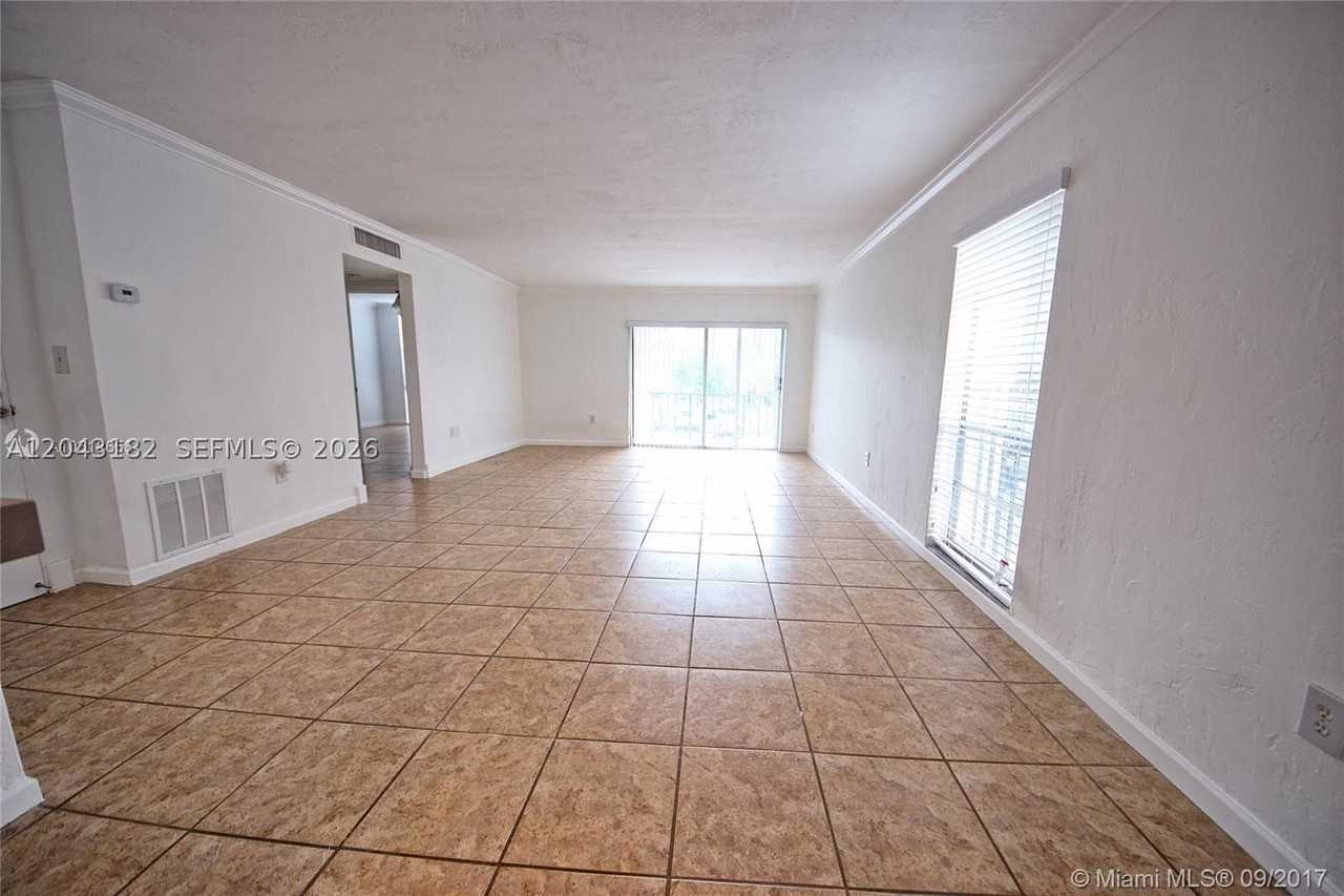 6900 N Kendall Dr #A209 - Photo 3 of 12