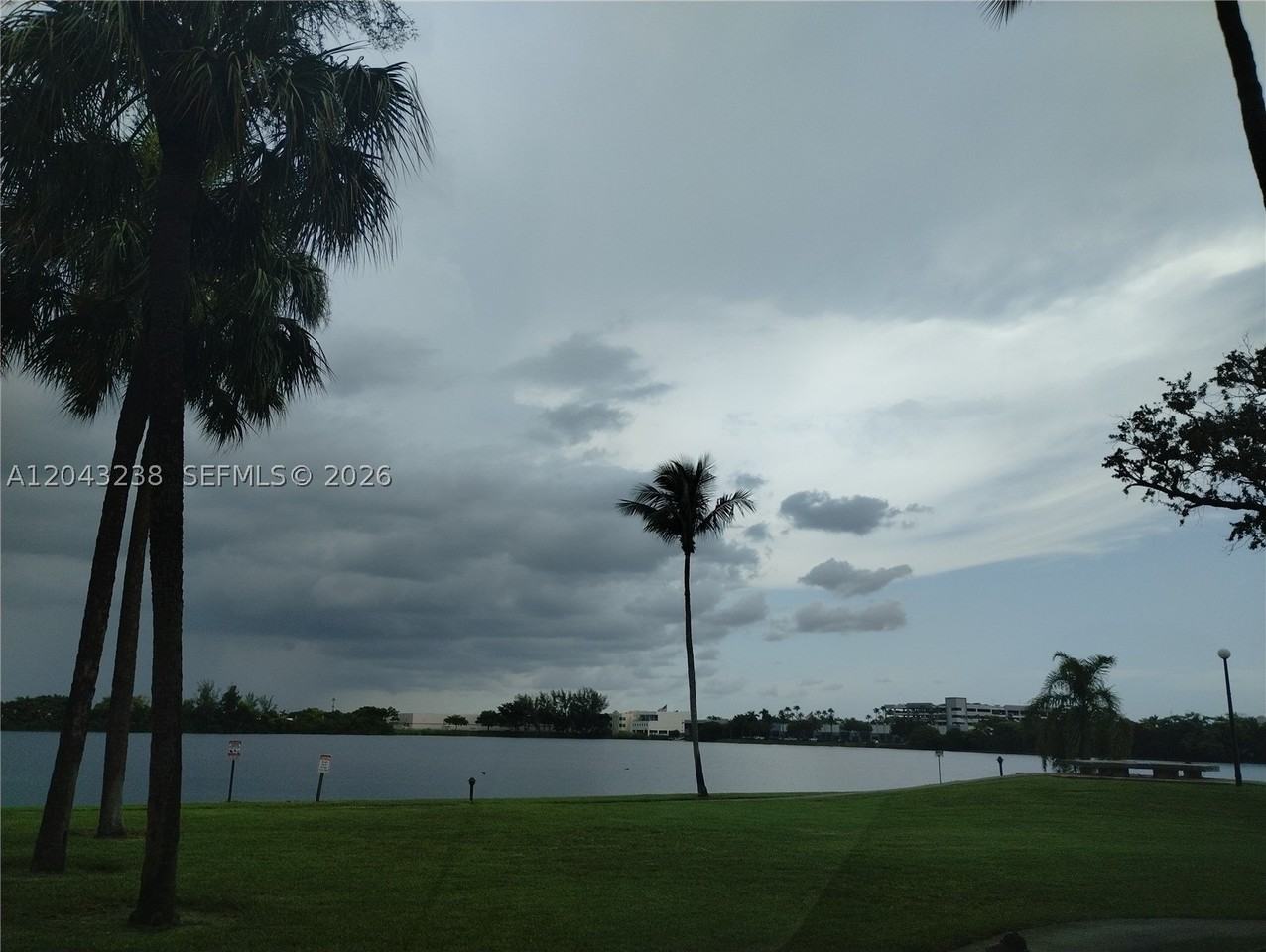 15509 Miami Lakeway N #102 - Photo 3 of 40