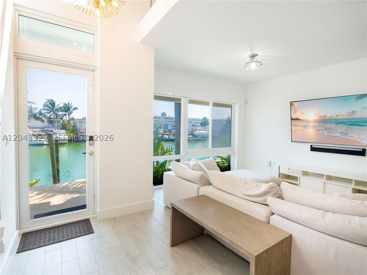 51 N Shore Dr #51 - Photo 3 of 31