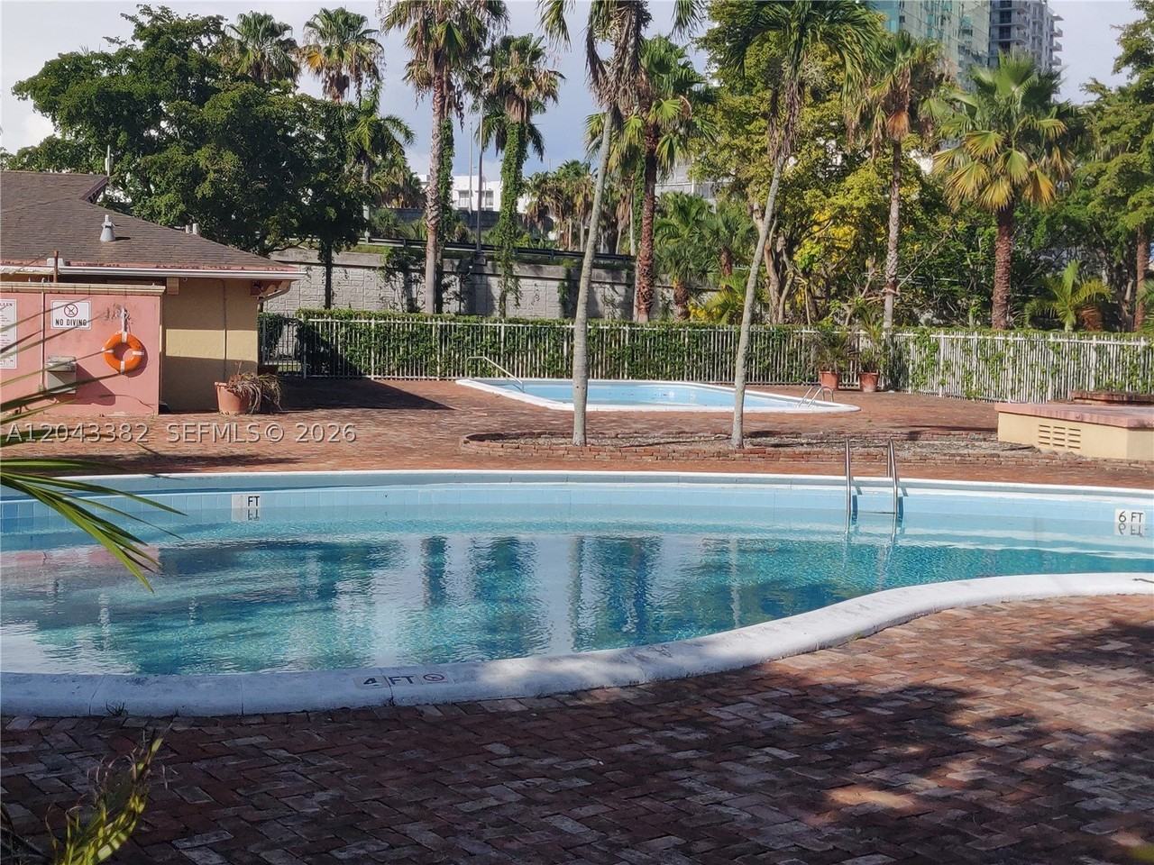 9001 Sw 77th Ave #C606 - Photo 3 of 12