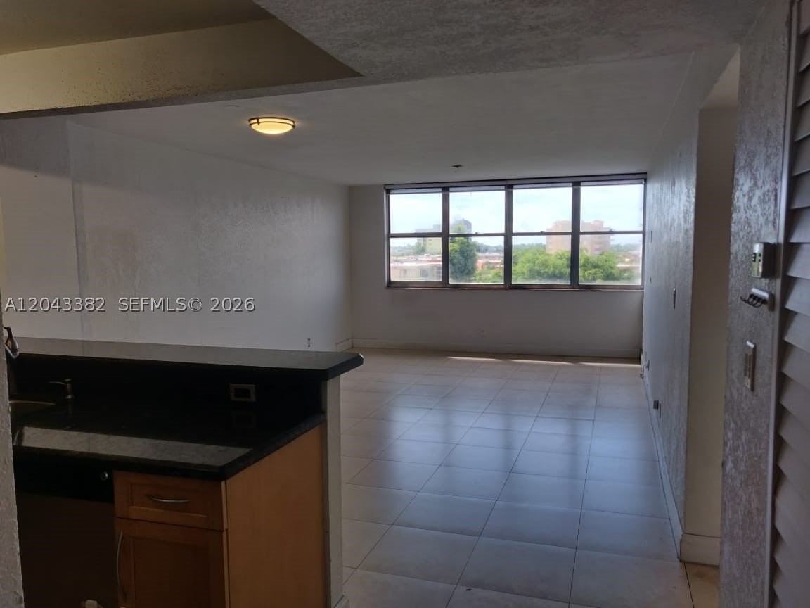 9001 Sw 77th Ave #C606 - Photo 7 of 12