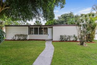 11823 Dahlia Dr - Photo 1 of 1