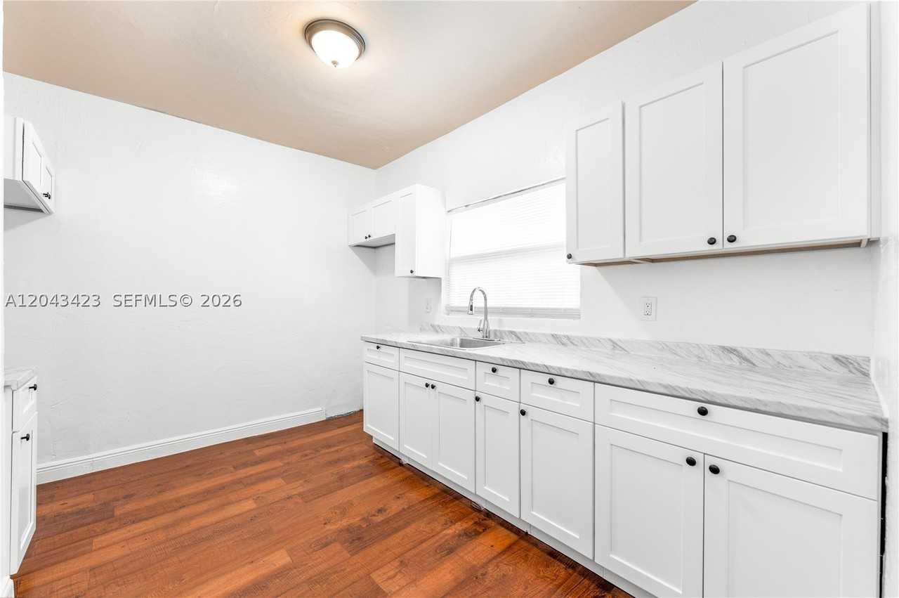 8057 Ne 1st Ave #2 - Photo 6 of 15