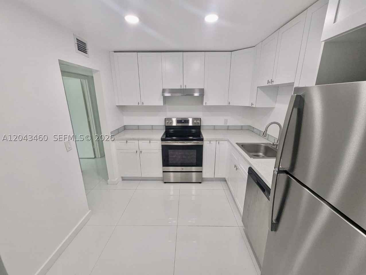 700 Se 2nd Ave #313 - Photo 7 of 18