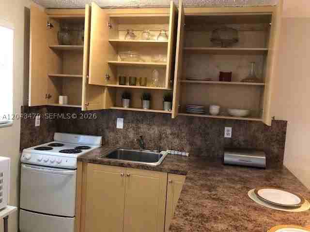 2385 Nw 11th St #A35 - Photo 5 of 15