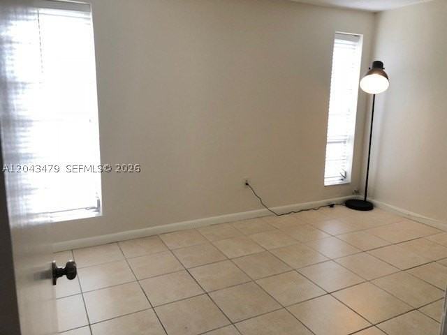 2385 Nw 11th St #A35 - Photo 7 of 15